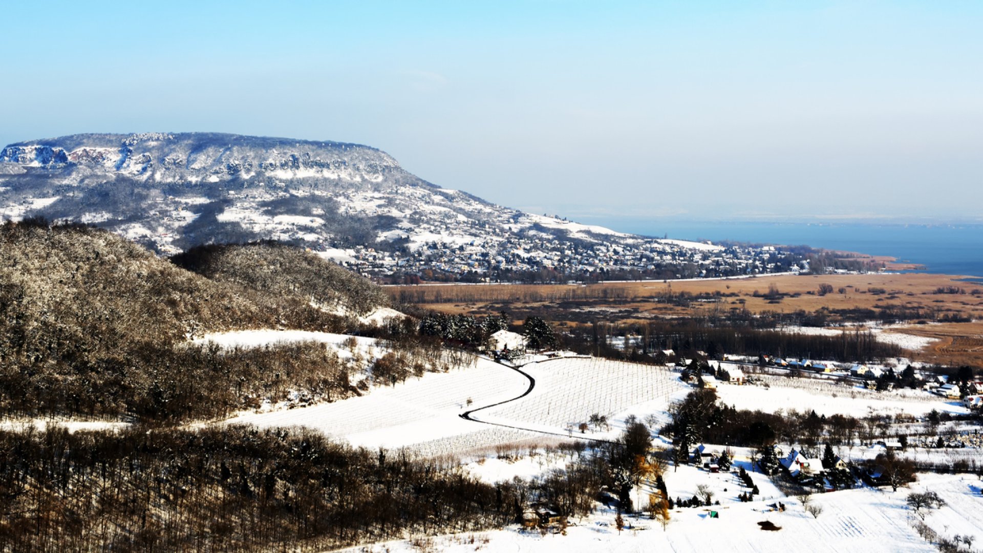 Töltődj fel egy balatoni kirándulással télen is! Mutatunk 3 erre tökéletes helyet!