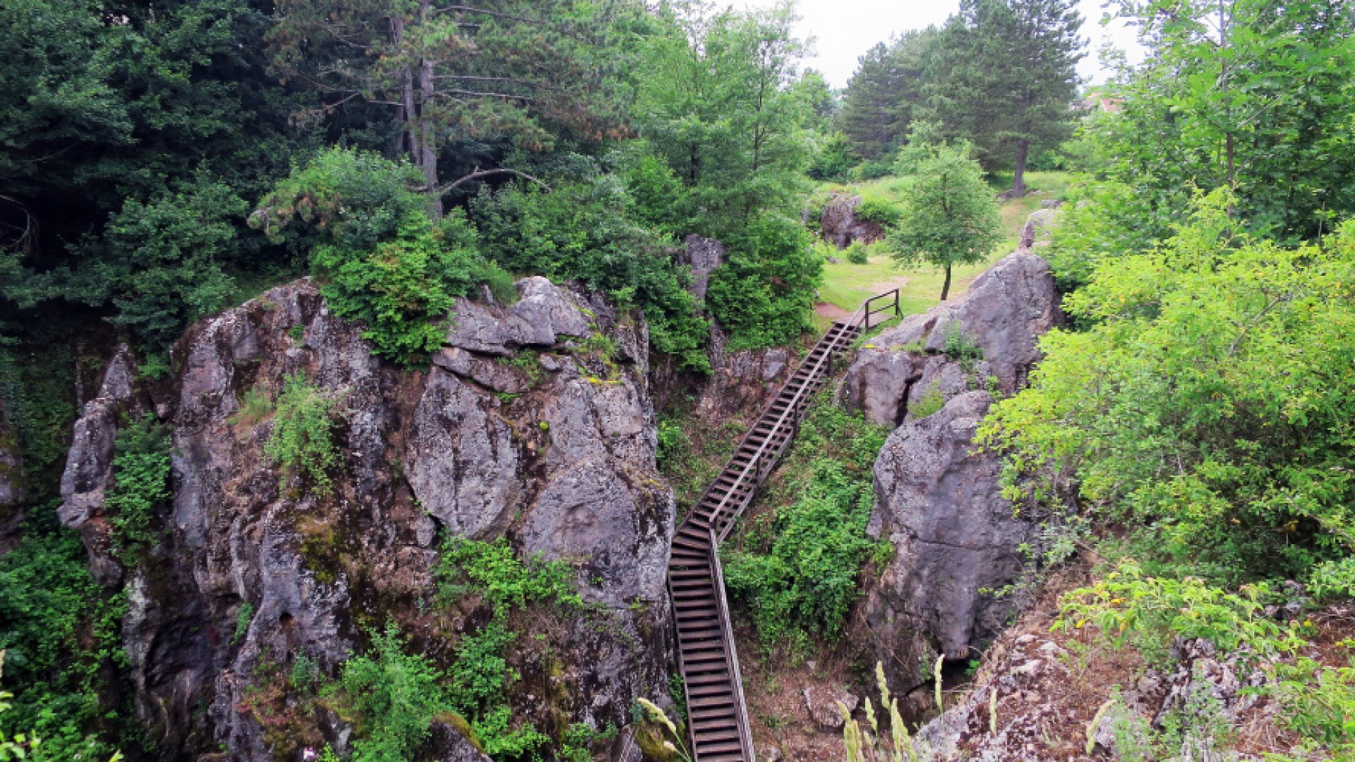 Kirándulás az Úrkúti őskarszthoz – Minden, amit tudnod kell