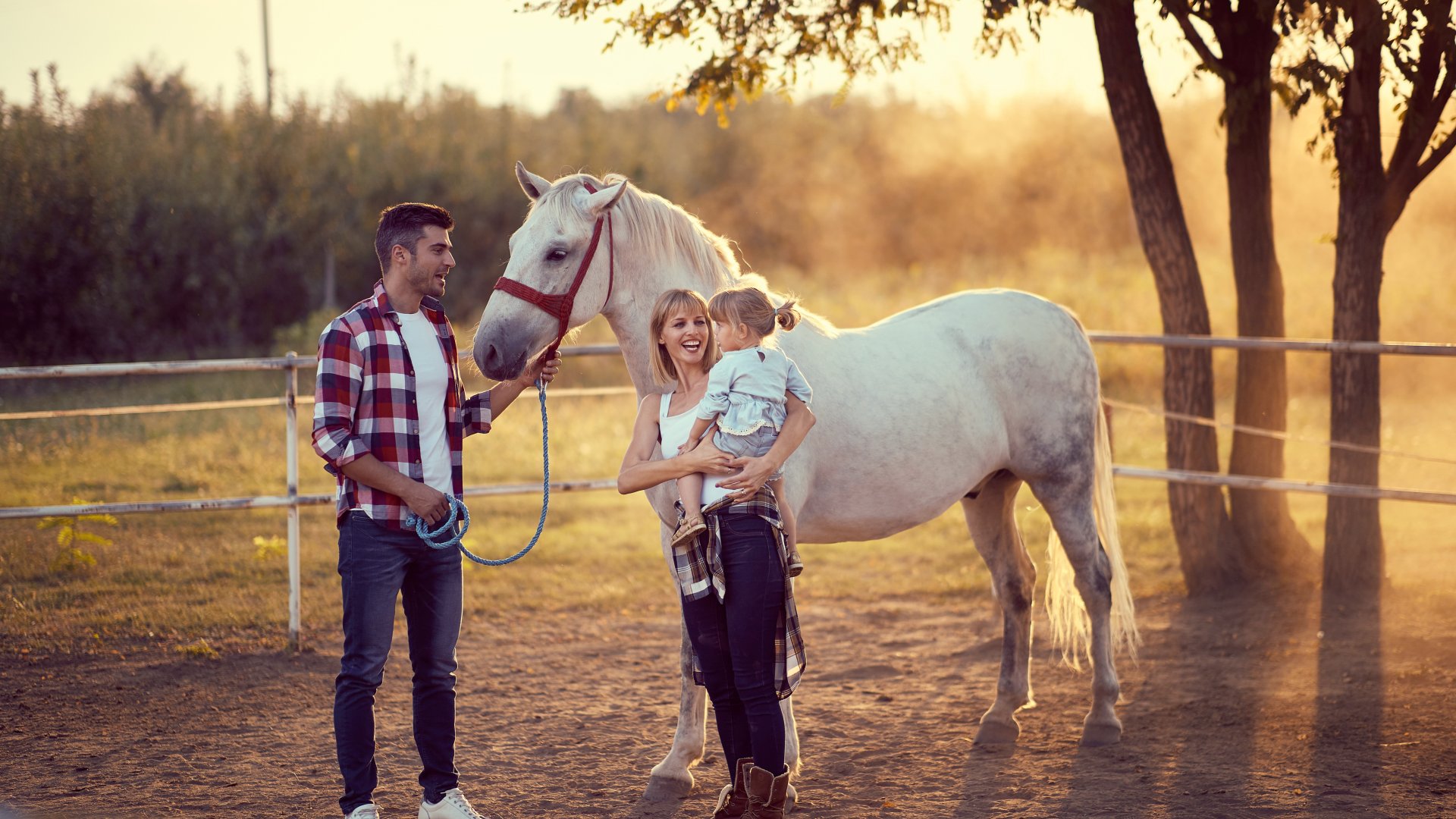 Hol lovagolhatsz szállodánk, a Kristály Hotel Ajka környékén?