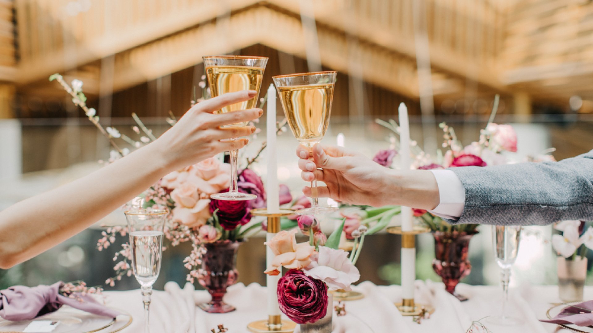 5 ötletes eljegyzési ajándék, aminek minden jegyes pár örülni fog