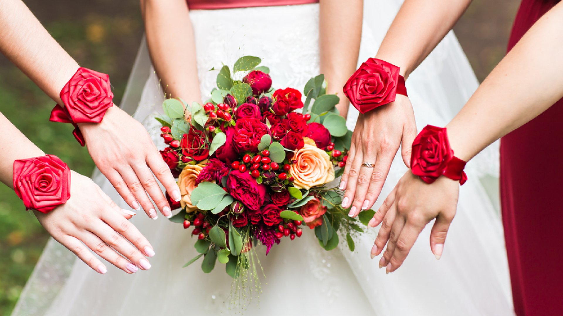 Ezt szimbolizálják a különböző színek az esküvőn- Találja meg az Önhöz illőt