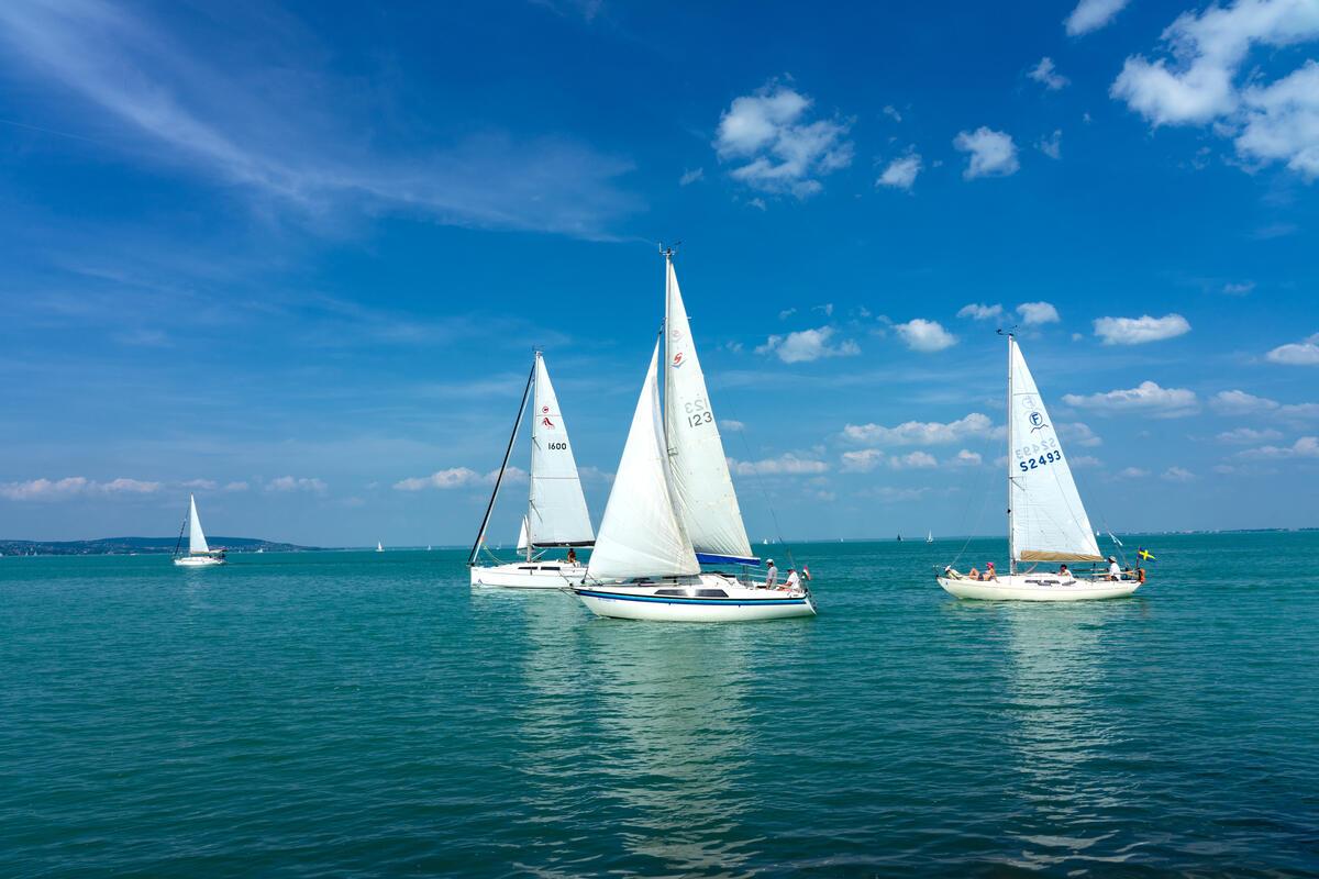 Kihagyhatatlan nyári programok a Balaton-felvidéken