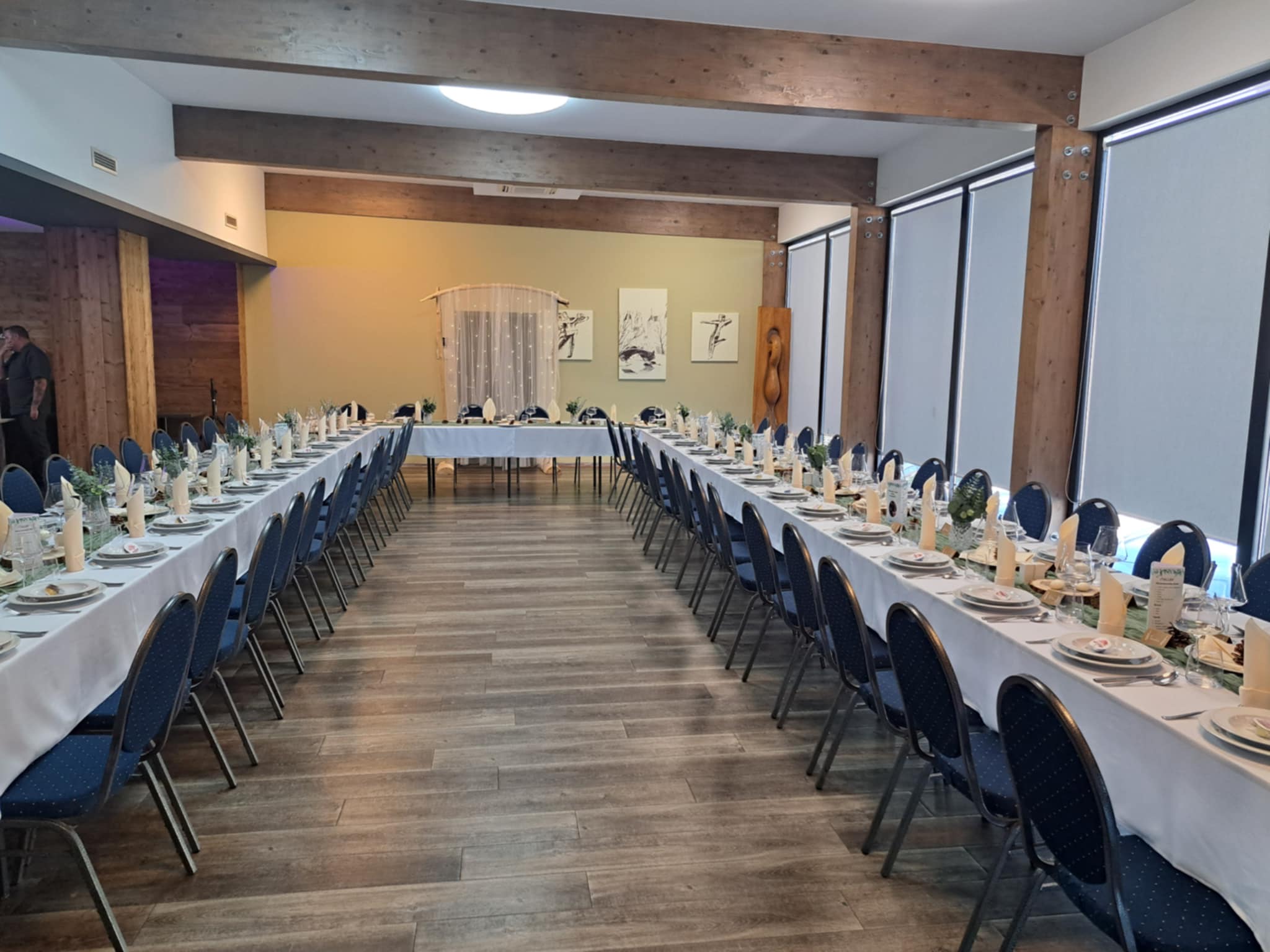 Veranstaltungsort in Ajka, im Kristály Hotel